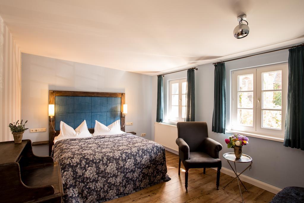 Up Hus Hotel Neuruppin Δωμάτιο φωτογραφία