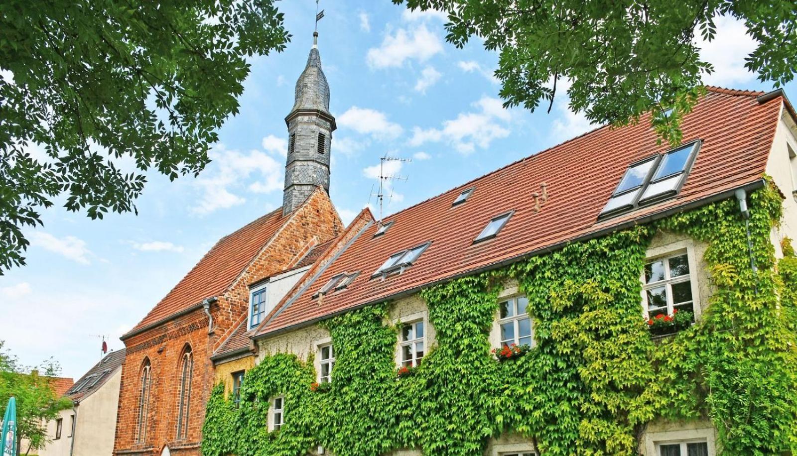 Up Hus Hotel Neuruppin Εξωτερικό φωτογραφία